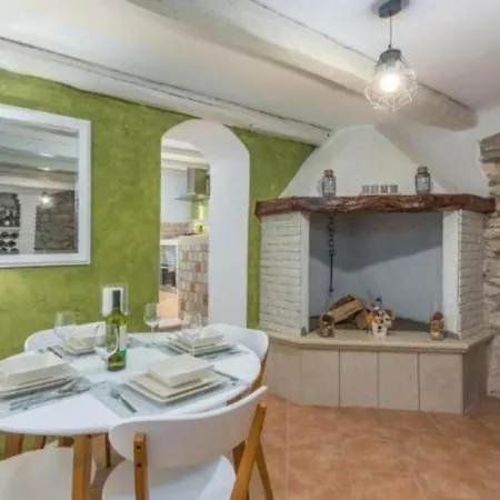 Rustic Casa Dvi Mandule In Novigrad 布罗托尼贾