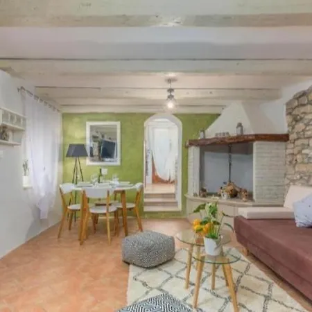 Rustic Casa Dvi Mandule In Novigrad *