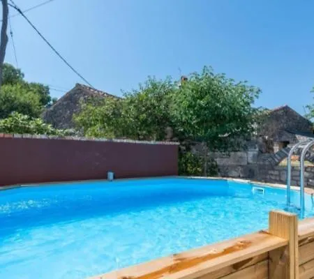 Rustic Casa Dvi Mandule In Novigrad *