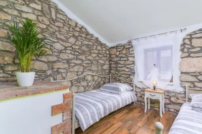 Rustic Casa Dvi Mandule In Novigrad 빌라 *