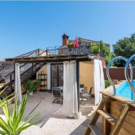 Rustic Casa Dvi Mandule In Novigrad * Brtonigla