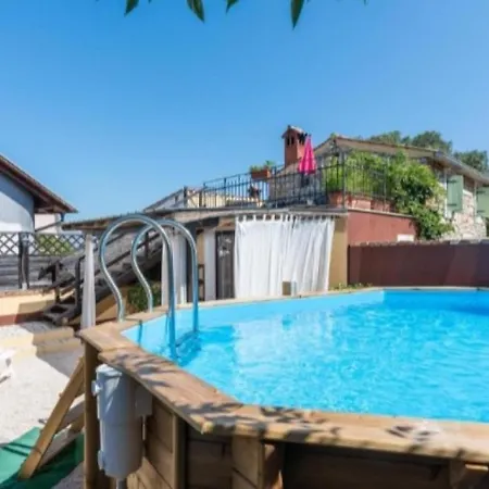 Vila Rustic Casa Dvi Mandule In Novigrad *
